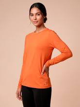 Ladda in bilden i gallerivisningen, Gallery: Uv Line Rashguard Longsleeve Uvpro Fem Pitanga Upf50+