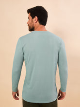 Ladda in bilden i gallerivisningen, Model Back: Uv Line Rashguard Longsleeve New Fit Masc Verde Agua Upf50+