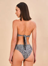 Ladda in bilden i gallerivisningen, Model Back: Uv Line Set Set Bandeau Asas Upf50+