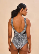 Ladda in bilden i gallerivisningen, Image 02: Uv Line Badeanzug Swimsuit Verena Asas Upf50+