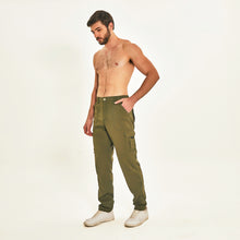 Ladda in bilden i gallerivisningen, Image 02: Uv Line Fitness-Shorts Chelsea Verde Militar Upf50+