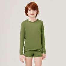 Ladda in bilden i gallerivisningen, Model Front: Uv Line Rashguard Longsleeve Uvrpo Inf Verde Militar Upf50+