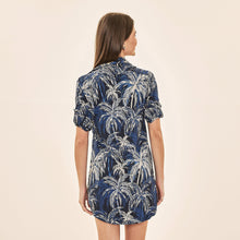 Ladda in bilden i gallerivisningen, Model Back: Uv Line Hemdblusenkleid Shirtdress Coqueiros Marinho Upf50+
