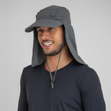 Ladda in bilden i gallerivisningen, Model Front: Uv Line Legionärshut Cap Leg Atacama 2021 Masc Grey Upf50+
