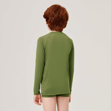Ladda in bilden i gallerivisningen, Model Back: Uv Line Rashguard Longsleeve Uvrpo Inf Verde Militar Upf50+
