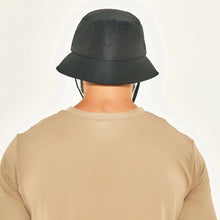 Ladda in bilden i gallerivisningen, Model Back: Uv Line Eimerhut Bucket Colors Preto Upf50+
