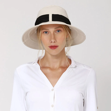Ladda in bilden i gallerivisningen, Model Front: Uv Line Schlapphut Hat Paris Ville L Fem Sand Upf50+

