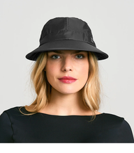 Ladda in bilden i gallerivisningen, Model Front: Uv Line Mützen Visor Nice Fem Black Upf50+
