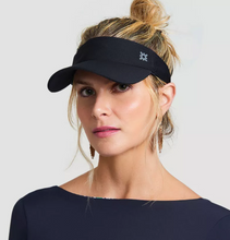 Ladda in bilden i gallerivisningen, Model Front: Uv Line Visor Visor Athletic Dry Fem Black Upf50+
