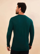 Ladda in bilden i gallerivisningen, Model Back: Uv Line Rashguard Longsleeve Masc New Fit Petroleo Upf50+
