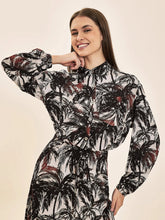 Ladda in bilden i gallerivisningen, Image 05: Uv Line Hemdblusenkleid Shirt Vitoria Coqueiros Upf50+
