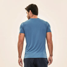 Ladda in bilden i gallerivisningen, Model Back: Uv Line T-Shirts Für Herren T-Shirt Sport Fit Aco

