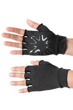 Ladda in bilden i gallerivisningen, Model Front: Uv Line Handschuhe Short Gloves Uni Black Upf50+
