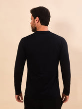 Ladda in bilden i gallerivisningen, Model Back: Uv Line Rashguard Longsleeve Skin Infratherm Masc Preto Upf50+
