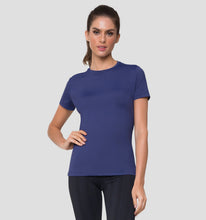 Ladda in bilden i gallerivisningen, Model Back: Uv Line Fitness-Top T-Shirt Uvpro Fem Navy Blue Upf50+
