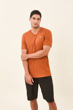Ladda in bilden i gallerivisningen, Gallery: Uv Line T-Shirts Für Herren T-Shirt Sport Fit Caramelo Upf50+
