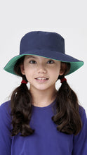 Ladda in bilden i gallerivisningen, Model Front: Uv Line Schlapphut Hat California Inf Navy Blue Lagoa Upf50+
