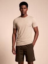 Ladda in bilden i gallerivisningen, Gallery: Uv Line T-Shirts Für Herren T-Shirt New Fit Masc Sand Upf50+
