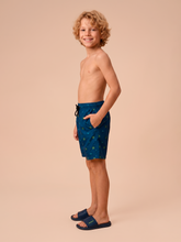 Ladda in bilden i gallerivisningen, Image 03: Uv Line Jungen-Badehose Shorts Acqua Kids Pirates Fun Upf50+
