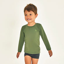 Ladda in bilden i gallerivisningen, Model Front: Uv Line Rashguard Longsleeve Baby Green Militar Upf50+
