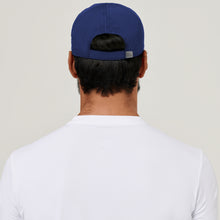 Ladda in bilden i gallerivisningen, Model Back: Uv Line Mützen Cap Uvpro Marinho Upf50+
