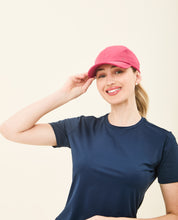 Ladda in bilden i gallerivisningen, Beach Tennis Cap Fuchsia UPF50+
