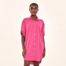 Ladda in bilden i gallerivisningen, Image 05: Uv Line Hemdblusenkleid Shirtdress Copenhagen Cherry Hot Pink Upf50+
