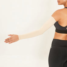 Ladda in bilden i gallerivisningen, Model Back: Uv Line Handschuhe Long Sleeve Uni Beige Upf50+
