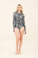 Ladda in bilden i gallerivisningen, Model Front: Uv Line Badeanzug Swimsuit Macae Dahlia Navy Blue Upf50+
