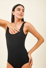 Ladda in bilden i gallerivisningen, Image 04: Uv Line Badeanzug Maio Swim Textura Preto Upf50+
