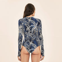 Ladda in bilden i gallerivisningen, Model Back: Uv Line Badeanzug Swimsuit Macae Coconut Palms Navy Blue Upf50+
