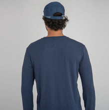 Ladda in bilden i gallerivisningen, Model Back: Uv Line Mützen Cap New Fit Marinho Upf50+
