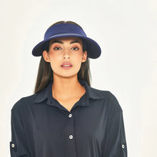 Ladda in bilden i gallerivisningen, Model Front: Uv Line Visor Grecia Navy Fit Upf50+
