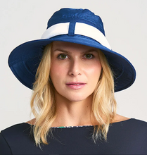 Ladda in bilden i gallerivisningen, Model Front: Uv Line Schlapphut Paris Ville Azul/Branco
