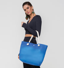 Ladda in bilden i gallerivisningen, Image 02: Uv Line Strandtasche Silicone Bag Bic Azul
