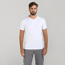 Ladda in bilden i gallerivisningen, Model Front: Uv Line Fitness-Top Sport Fit Mas Branco Upf50+
