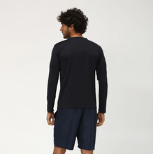 Ladda in bilden i gallerivisningen, Model Back: Uv Line Rashguard Uvpro Br Ml Preto Msc
