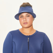Ladda in bilden i gallerivisningen, Model Front: Uv Line Visor Visor Granada Eva Marinho Fosco Upf50+
