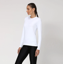 Ladda in bilden i gallerivisningen, Image 02: Uv Line Rashguard Women Fpu50+ Uvpro Long Sleeve T-Shirt White Uv
